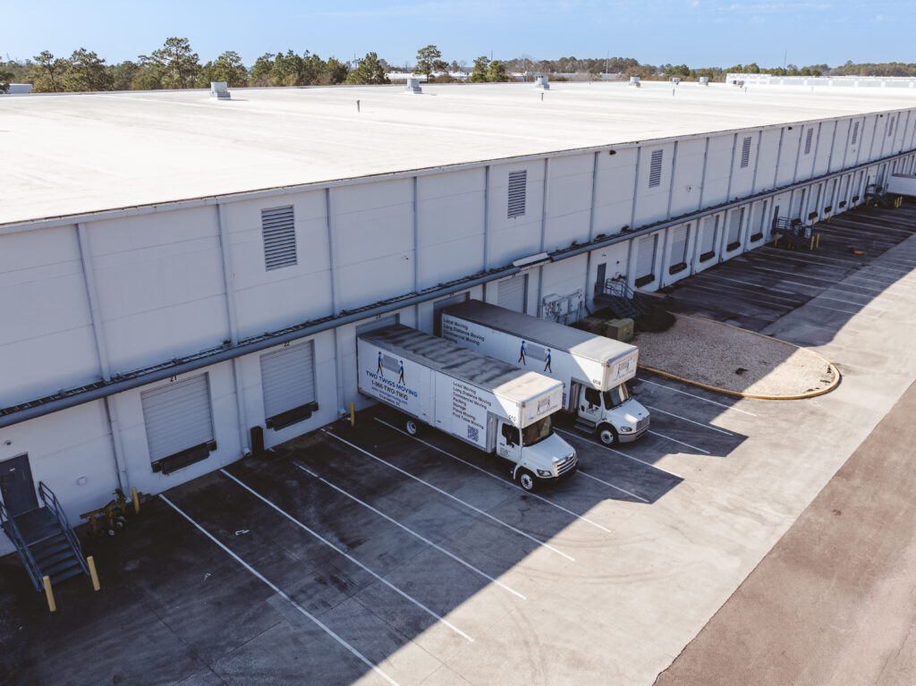 Professional movers furniture